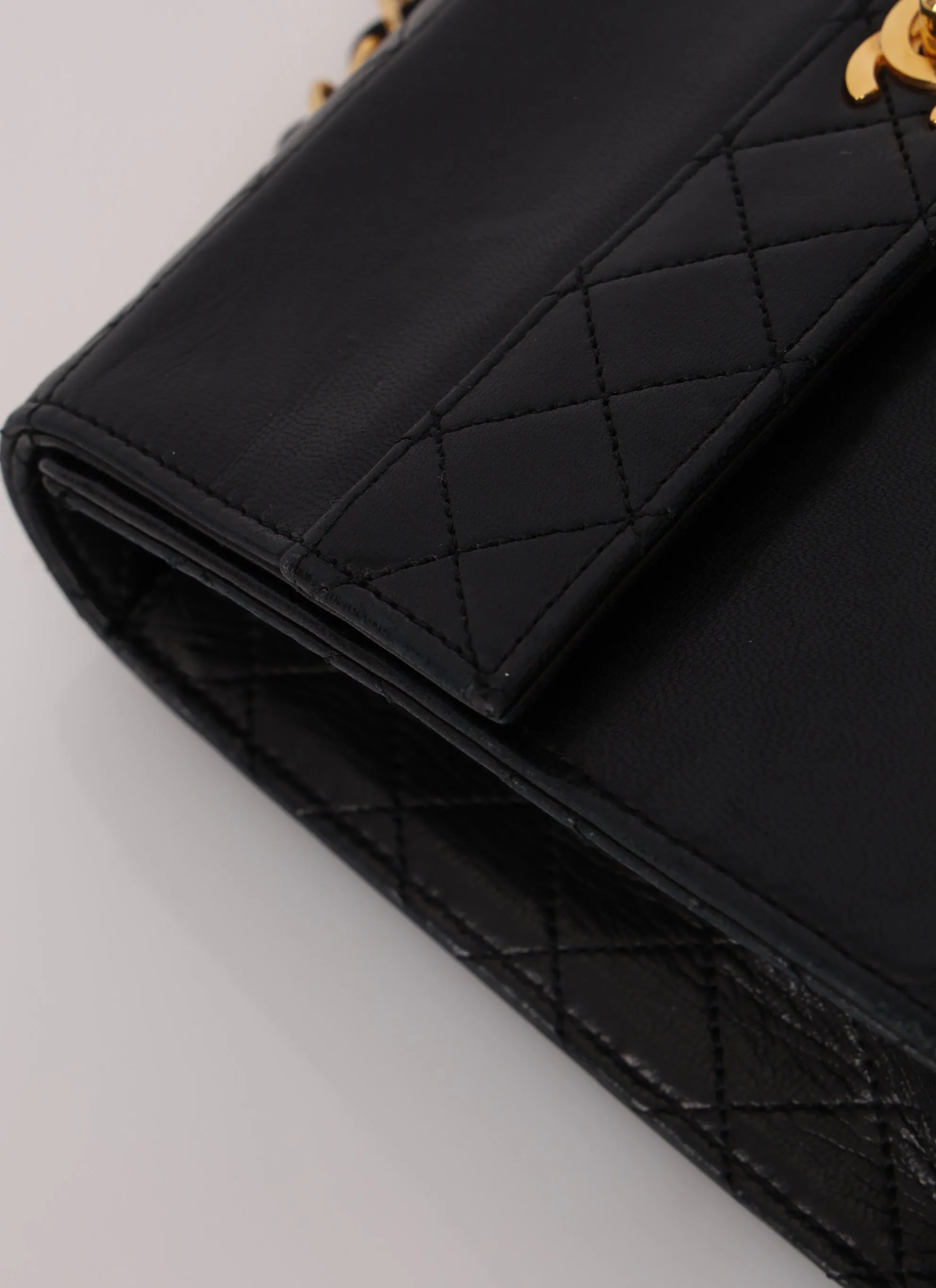Chanel 1989 Lambskin Trapezoid w/ Cardholder