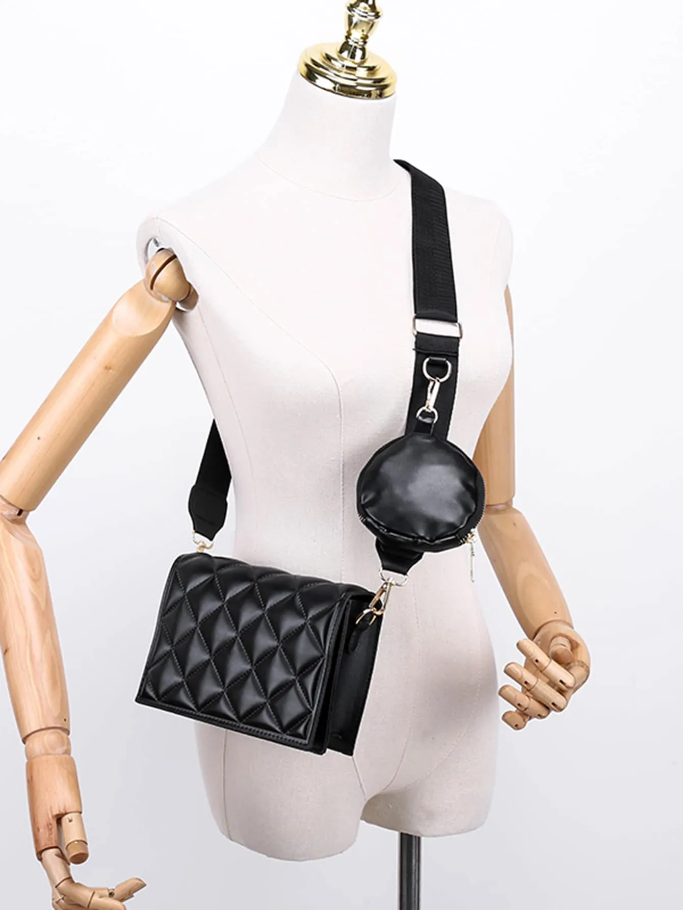Minimalist Quilted Crossbody With Purse