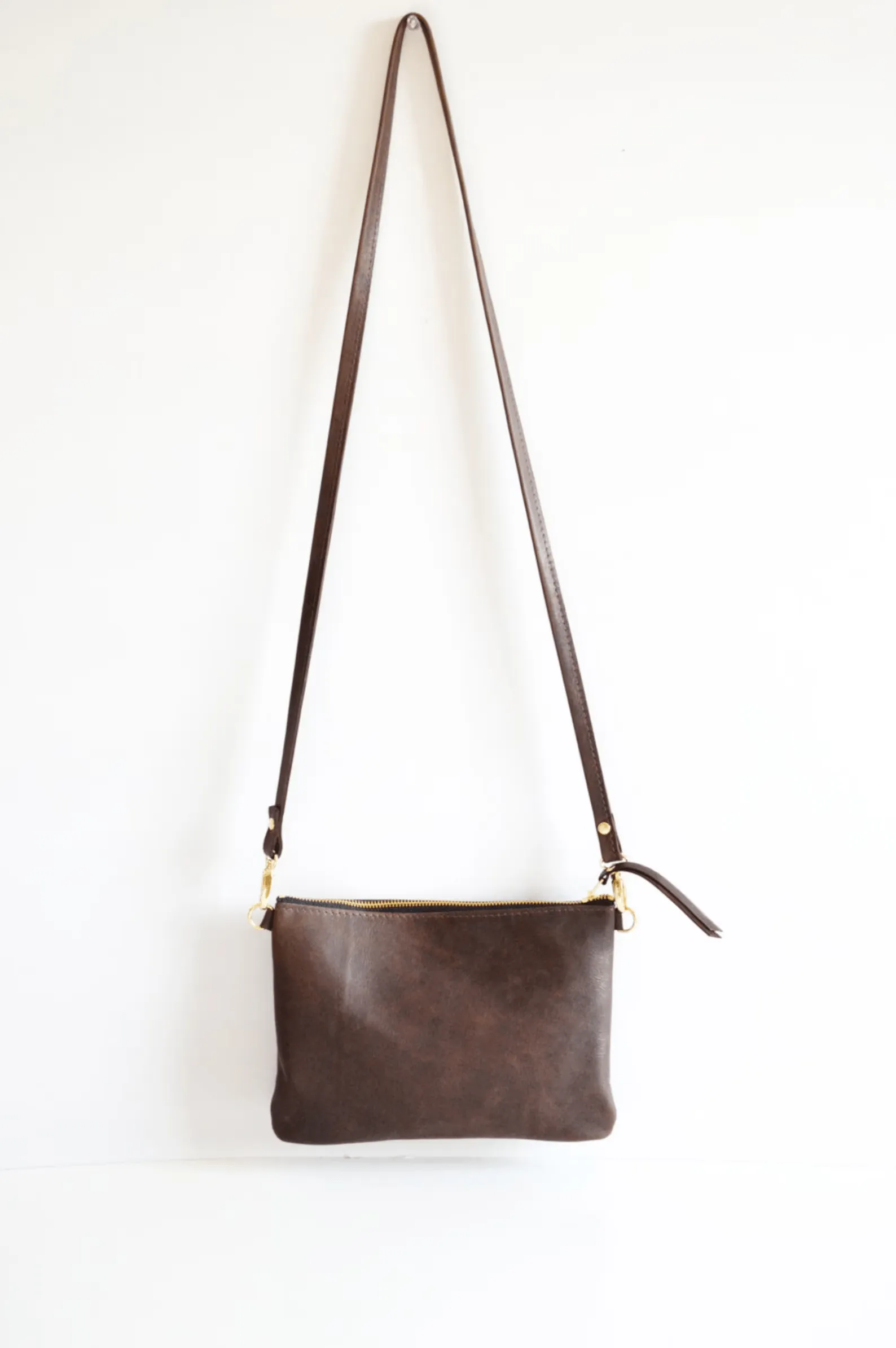 Vegan Leather Sling Bag For Women With Adjustable Brass Chain & Shoulder Pad